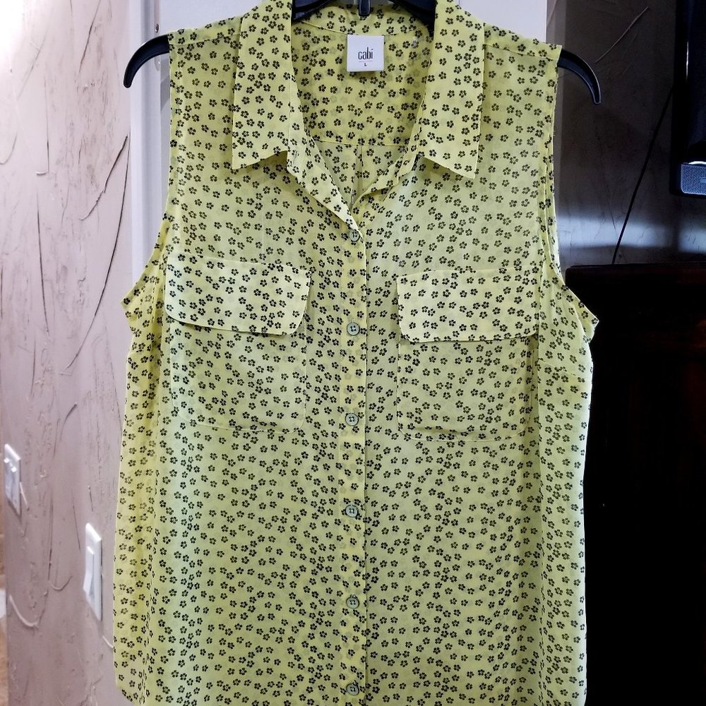 Cabi Golden yellow/black collared sleeveless button front blouse